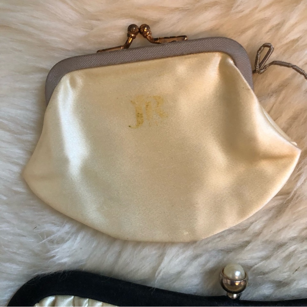 Elegant Vintage Mid Century Black Women's evening clutch w/attached coin purse - Picture 2 of 4